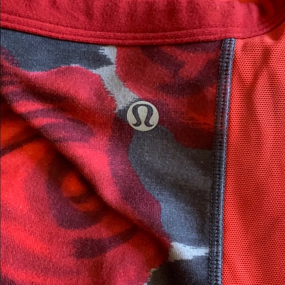 •Lululemon Rose Floral Fitted Racerback Tank• - Picture 4 of 5
